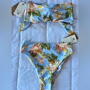 Billabong Skies for Days Bikini Set - NWT! S/M